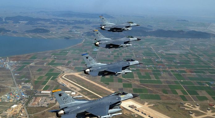 Două avioane s-au ciocnit din cauza piloților care făceau fotografii și videoclipuri. Cum s-a produs tragedia