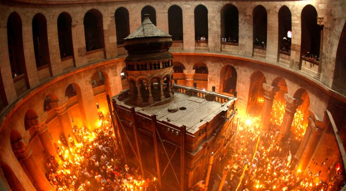 Momentul în care Lumina Sfântă de la Mormântul Sfânt nu s-a aprins