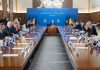 VIDEO Bolojan a transmis miniștrilor PSD mulțumiri pentru activitatea în Guvern și a cerut viitorilor interimari să își reducă deplasările în străinătate – surse