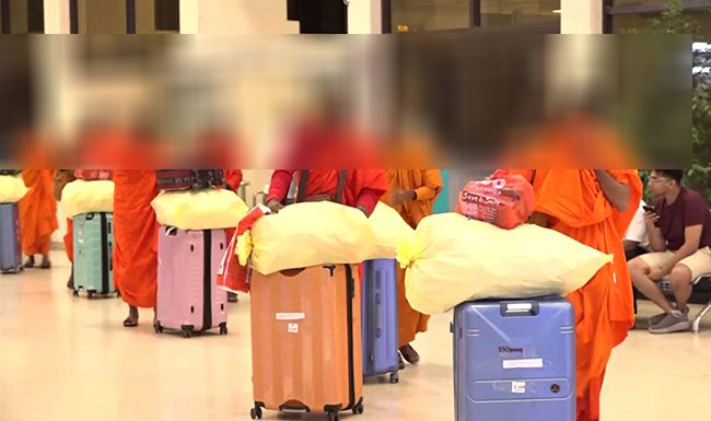 Daily Mirror: 22 de călugări, arestați pentru transportul a peste 110 kg de droguri