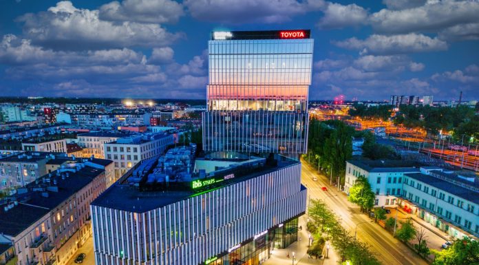 Toyota investește într-un centru software în Europa Centrală