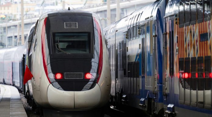 Accident feroviar grav în Danemarca. Două trenuri s-au ciocnit frontal: „Există răniți printre pasageri”