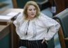 Parlamentul European a votat pentru ridicarea imunităţii eurodeputatei Diana Iovanovici Şoşoacă