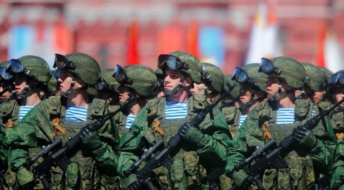 Moscova invocă „dreptul la autoapărare” și amenință direct patru state membre NATO. De ce se tem rușii