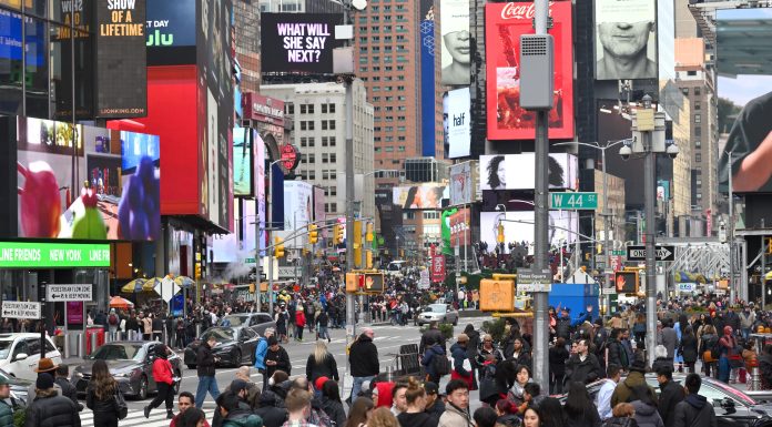 Donald Trump a promis reduceri fiscale, dar sondajele arată că americanii consideră în continuare că plătesc prea mult