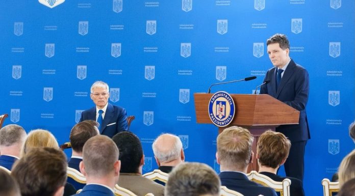 România a trimis oficial preşedintelui Emmanuel Macron candidatura lui Dacian Cioloş pentru funcţia de secretar general al Francofoniei pentru mandatul 2027-2030