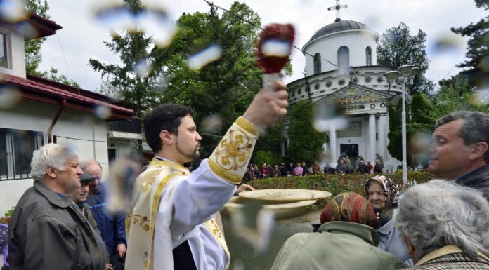 Izvorul Tămăduirii. Semnificaţia sărbătorii și tradiții la creștin-ortodocși