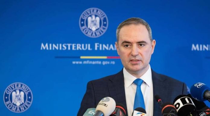 Ministrul Finanţelor, Alexandru Nazare (PNL): Orice schimbare va atrage după sine o creştere a costurilor de finanţare de care România nu are nevoie în acest moment/ Generarea unei crize politice nu aduce nimic bun/ Ilie Bolojan trebuie să continue