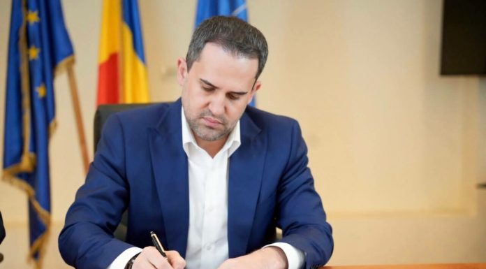 Serviciile de informații trec la mașini electrice, din bani europeni. Ce spune ministrul Transporturilor despre proiecte