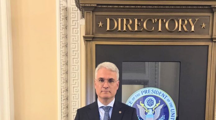 Dragoş Pîslaru (USR), ministrul Investiţiilor şi Proiectelor Europene: Nu este momentul să aruncăm ţara în haos. Nu este momentul pentru gesturi iresponsabile, pentru aventuri politice