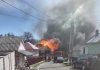 Incendiu uriaș în Soveja. Pompieri din cinci județe, mobilizați pentru stingerea a 11 case mistuite de flăcări