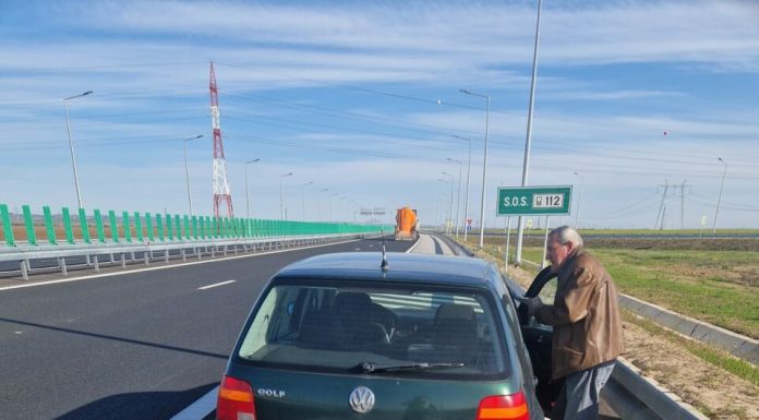 Pericol public pe Autostrada Moldovei. Șofer de 75 de ani circulând pe contrasens aproape 22 kilometri
