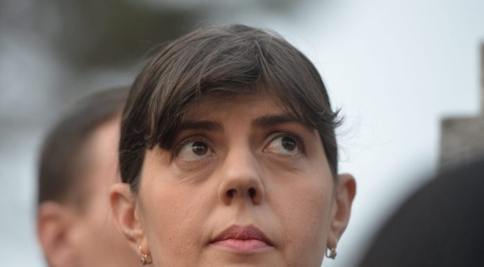 Guvernul elen o acuză pe Kövesi că folosește „tacticile lui Ceaușescu“ în ancheta privind fondurile UE. „Nu vrem o justiție în stilul lui Ceaușescu“