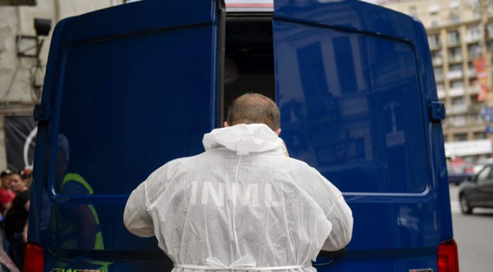 Tragedie în Capitală. Cine era femeia medic găsită spânzurată de unitatea exterioară de aer condiționat