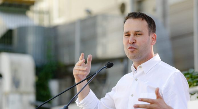 Robert Negoiță: „Nici eu n-am înțeles de ce trebuie să plece domnul Ilie Bolojan”