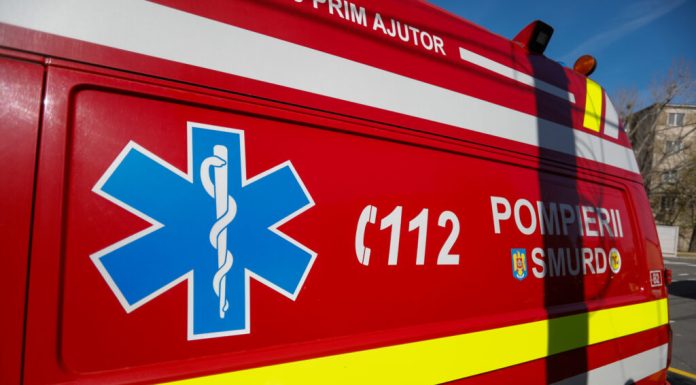 Accident între o mașină și un tramvai în care erau 100 de pasageri, în Timișoara