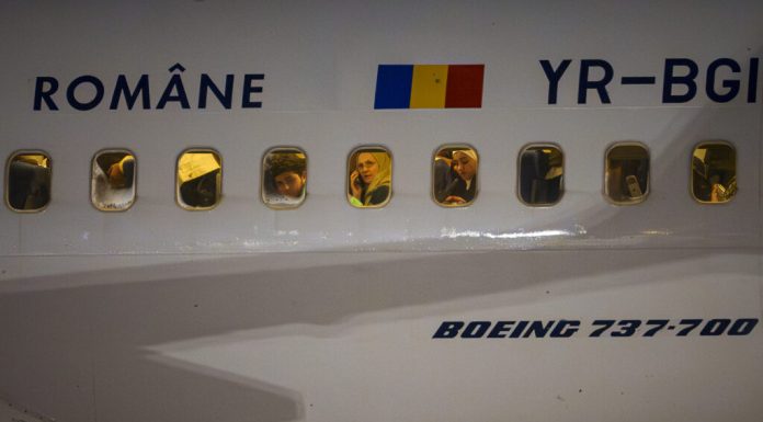 Acuzații explozive în scandalul TAROM: „Dacă TAROM va dispărea, va dispărea din cauza doamnei Oana Gheorghiu, care e obișnuită cu donațiile” / „Oare n-a primit și doamna Gheorghiu vreo donație de undeva?”