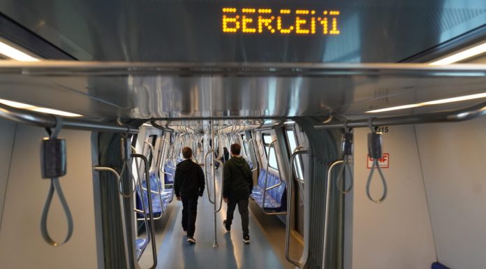 NEWS ALERT Scumpirea călătoriei cu metroul din București ar putea fi amânată. Propunerea lui Radu Miruță