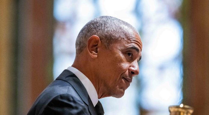 Barack Obama condamnă incidentul armat de la Cina Corespondenţilor: Respingem ideea că violența ar avea vreun loc în democrația noastră