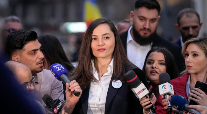 Parlamentarii intrați pe listele POT ar putea să nu voteze moțiunea PSD-AUR, deși au semnat-o. Anunțul dat de Anamaria Gavrilă