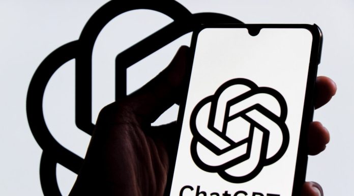 Sfaturi de la experți în AI: 7 moduri prin care să-i ceri lui ChatGpt să te ajute să economisești bani