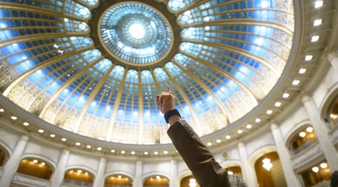 Grupul Pace strânge semnături pentru moțiunea de cenzură. Opoziția e împărțită