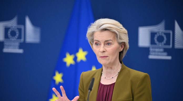 Ursula von der Leyen îi cere lui Peter Magyar să „realinieze” Ungaria la „valorile europene”, pentru a debloca fondurile UE
