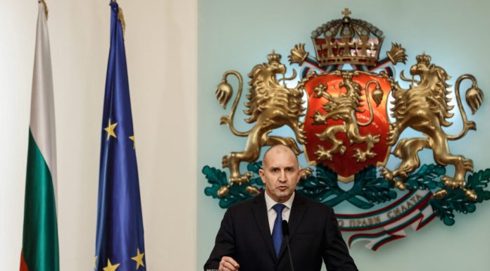 Alegeri în Bulgaria: Rumen Radev își mărește avansul înaintea scrutinului de duminică