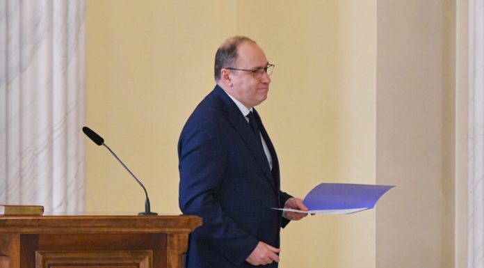 Ministerul Educației anunță că 32 de licee vor pilota planuri-cadru alternative din anul școlar 2026-2027