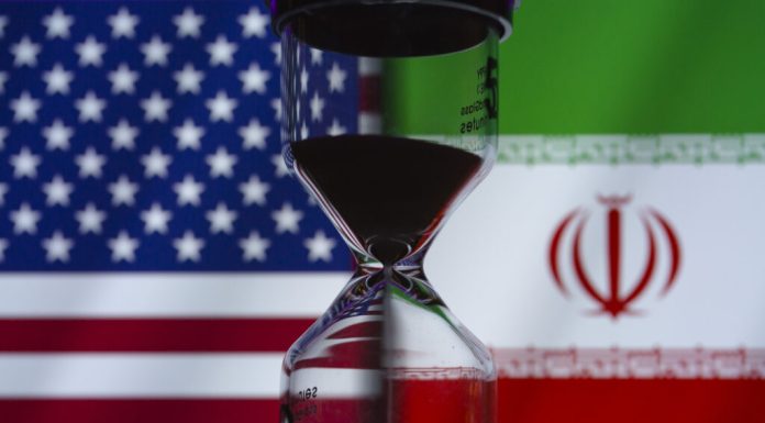 Iranul avertizează că va rămâne în Strâmtoarea Ormuz până când „drepturile îi vor fi garantate”