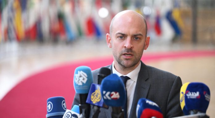 Franța califică atacurile israeliene din Liban drept „intolerabile”. Parisul cere includerea Libanului în armistițiu