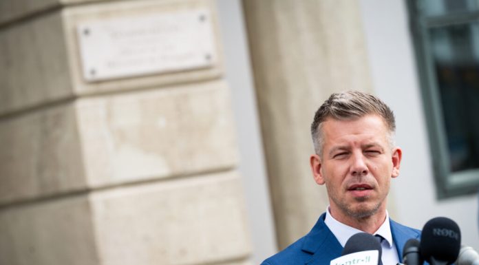 Viitorul premier al Ungariei refuză oferta de protecție din partea poliției