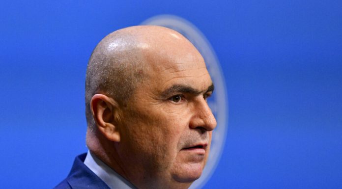 PSD ministers were „under pressure from outside the government,” says Prime Minister Bolojan
