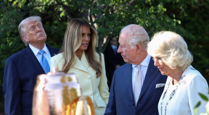 Trump, o nouă surpriză: vrea să locuiască în Palatul Buckingham