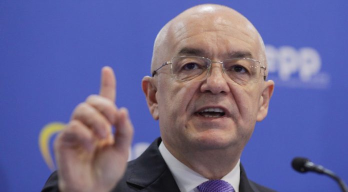 Emil Boc spune că retragerea susținerii de către PSD e „o greșeală istorică cu consecințe grele”: Alternativa este haosul sau dezastrul