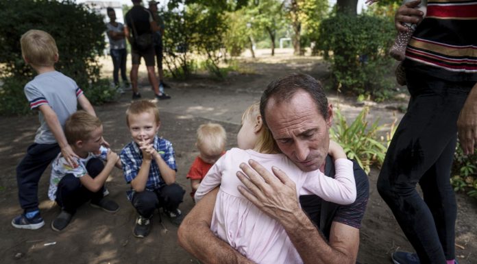 Aproape 700 de copii ucraineni au fost uciși, mii au fost răniți de la începutul războiului. Circa 20.000 au fost duși ilegal în Rusia