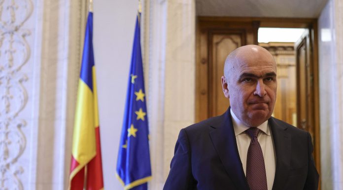 Bolojan: Direcţia în care merge România e corectă, economia se stabilizează. Ar fi păcat să ne întoarcem de unde am plecat