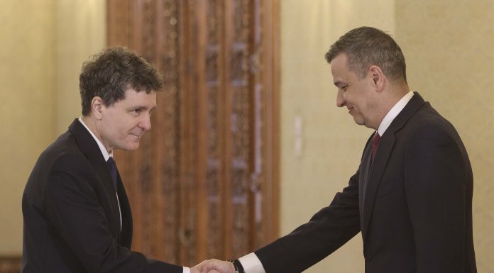Cum răspunde Sorin Grindeanu la întrebarea privind posibila suspendare a preşedintelui Nicușor Dan