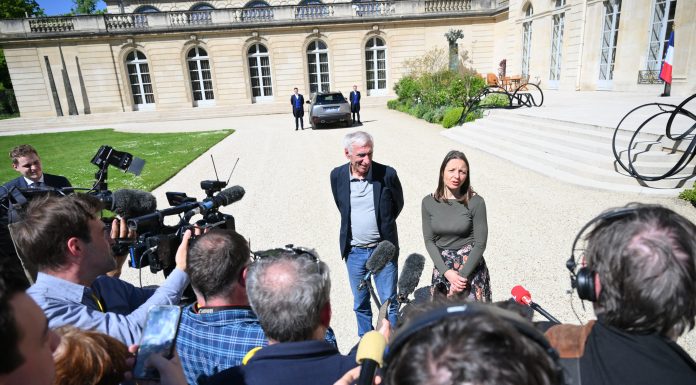 Mărturia profesoarei franceze care a rezistat „torturii albe” din infama închisoare iraniană Evin: „Ca să adorm, recitam Odiseea”