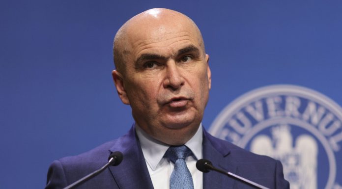 Bolojan, despre risipa din companiile de stat: „Am găsit șobolani care rod proviziile din cămară”