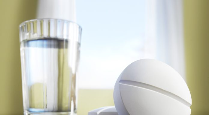 Un medicament banal ar putea avea un rol major în prevenția cancerului: de ce aspirina atrage atenția