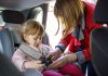 Când este obligatoriu înălțătorul auto pentru copii și ce sancțiuni pot primi șoferii care nu respectă legea în 2026