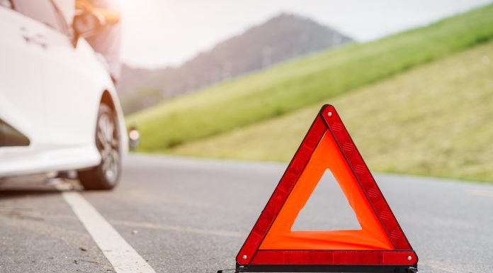 Accident grav pe DN 17, în Bistrița-Năsăud: un șofer a murit după ce mașina lui s-a ciocnit cu un autobuz