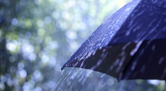 Vreme instabilă până diseară. Meteorologii anunță ploi torențiale, vânt puternic și grindină în unele regiuni