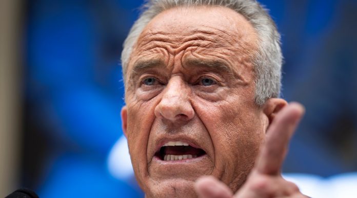 Robert F. Kennedy, întrebat despre instabilitatea emoțională a lui Donald Trump: „Nu a existat un președinte mai sănătos la cap”