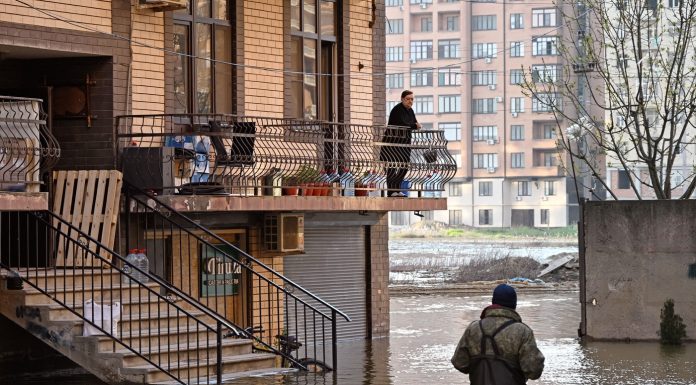 Inundații în Daghestan, mii de persoane afectate. Rusia instituie starea de urgență. Experți: Sunt deficiențe grave ale infrastructurii