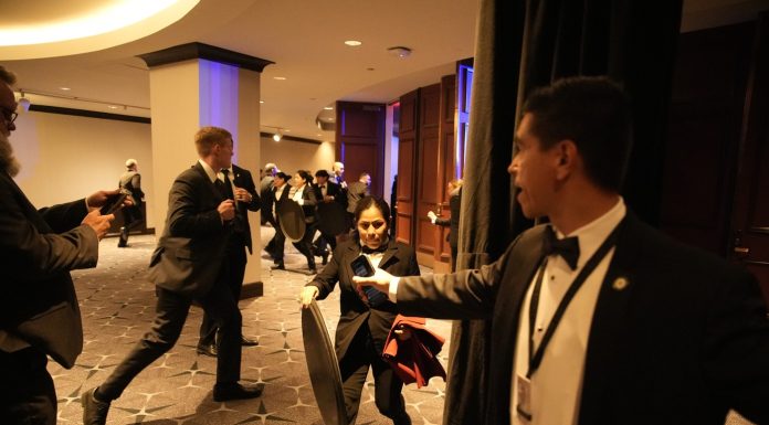 Toții ochii, pe dispozitivul de securitate de la dineul la care participa Trump: posibile carențe, verificate