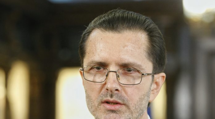 Vasile Bănescu, despre afirmația lui George Simion cu privire la Nicușor Dan: Indică vidul moral şi barbaria unei minţi needucate