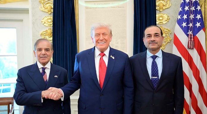 Cum a ajuns șeful armatei pakistaneze să fie un pacificator neașteptat în războiul SUA împotriva Iranului: „Este forța motrice”