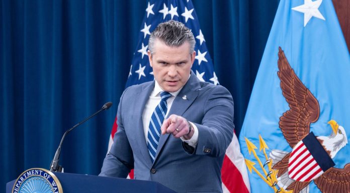 Șeful Pentagonului spune că Statele Unite „nu se bazează pe Europa”. „Să organizeze mai puține conferințe”, sfătuiește Pete Hegseth